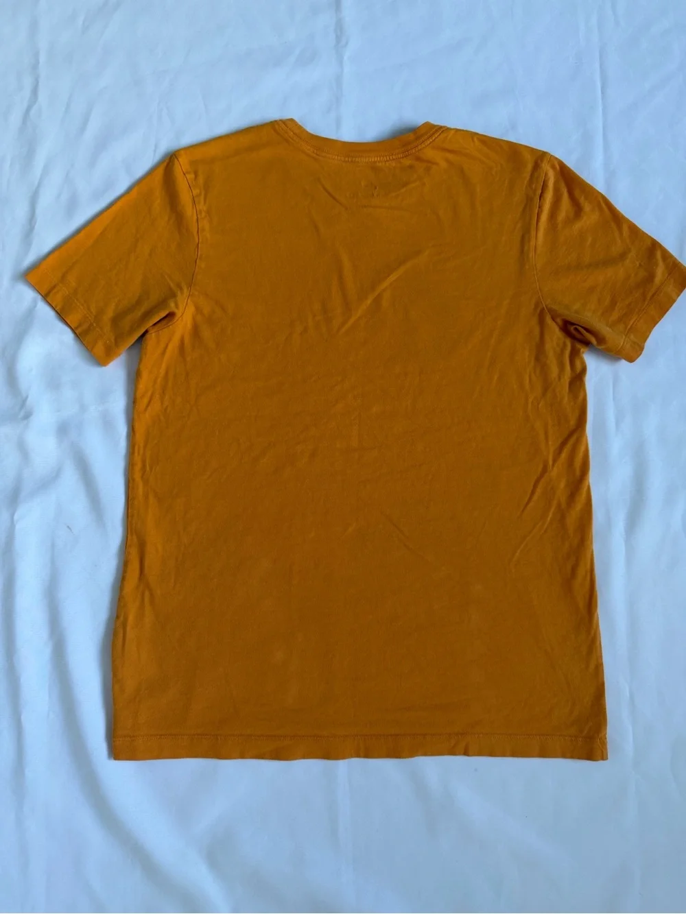 Nike Men’s Mustard Orange Logo Short Sleeve Tee sz S. T100